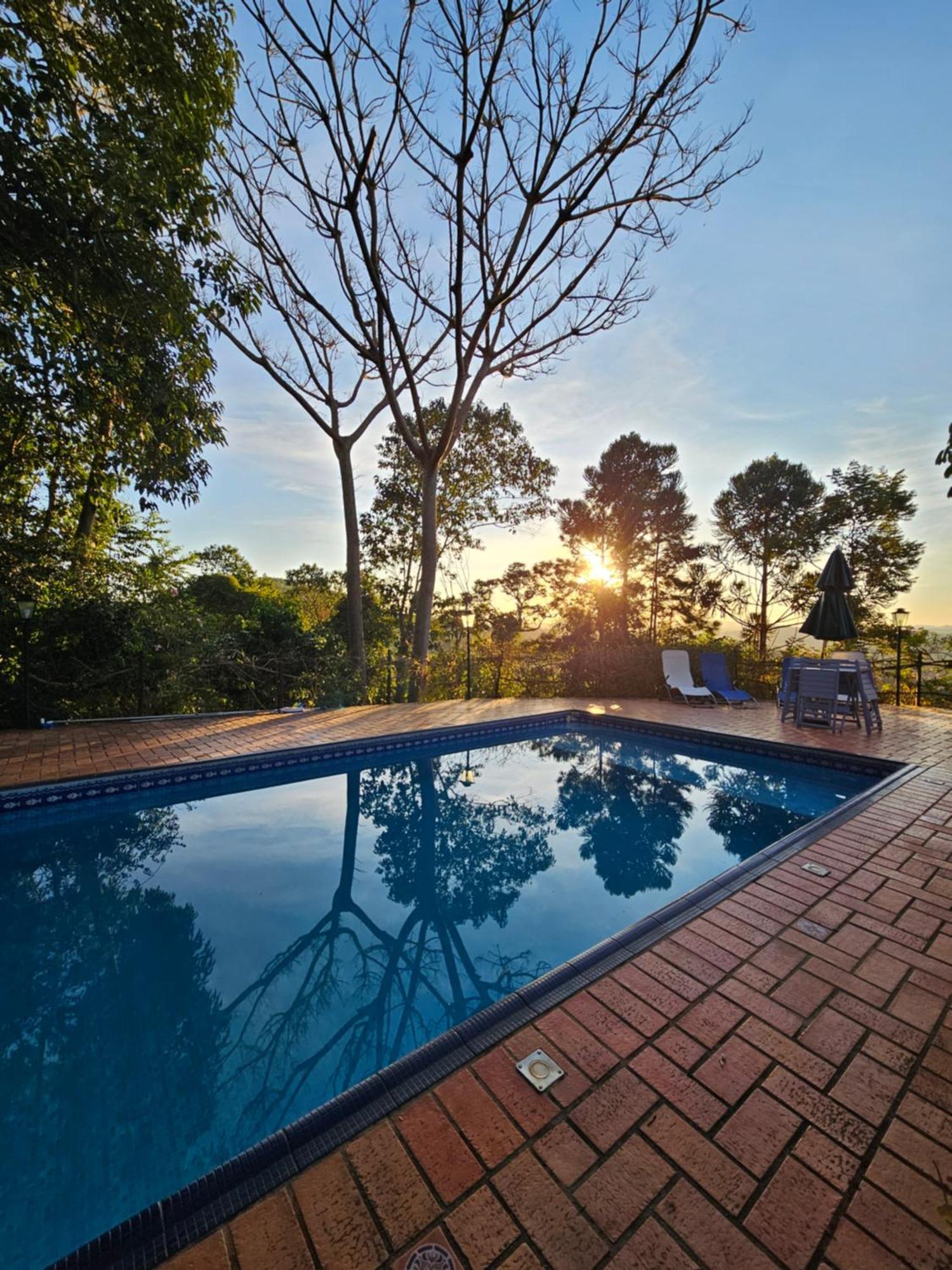Casa De Campo Araxa Na Montanha Com Piscina 피라카이아 외부 사진